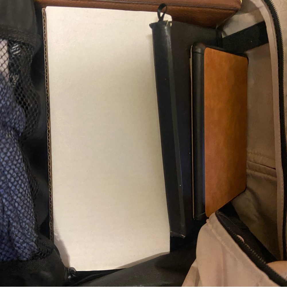 broken kindle dresser frame with boooks